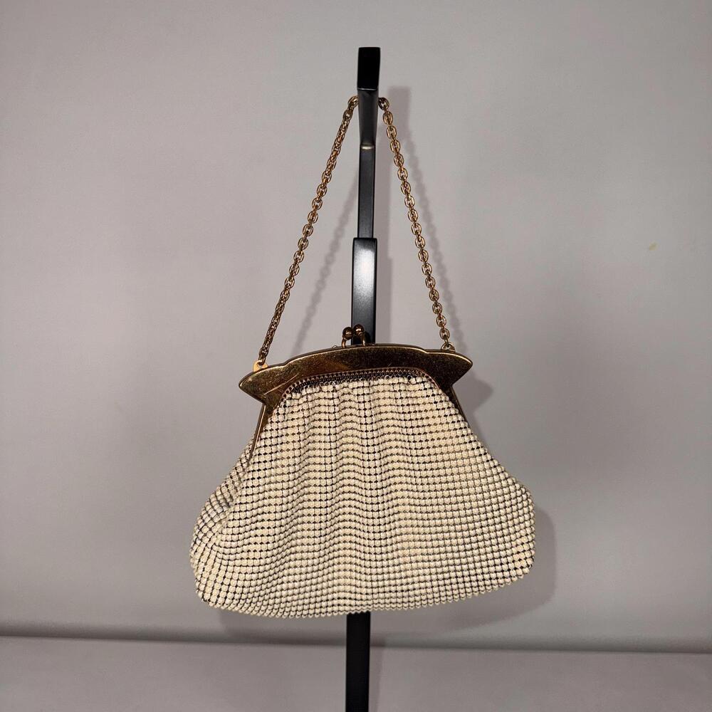 Vintage 1950s Whiting and Davis Metal Mesh Handbag - Picture 5 of 6